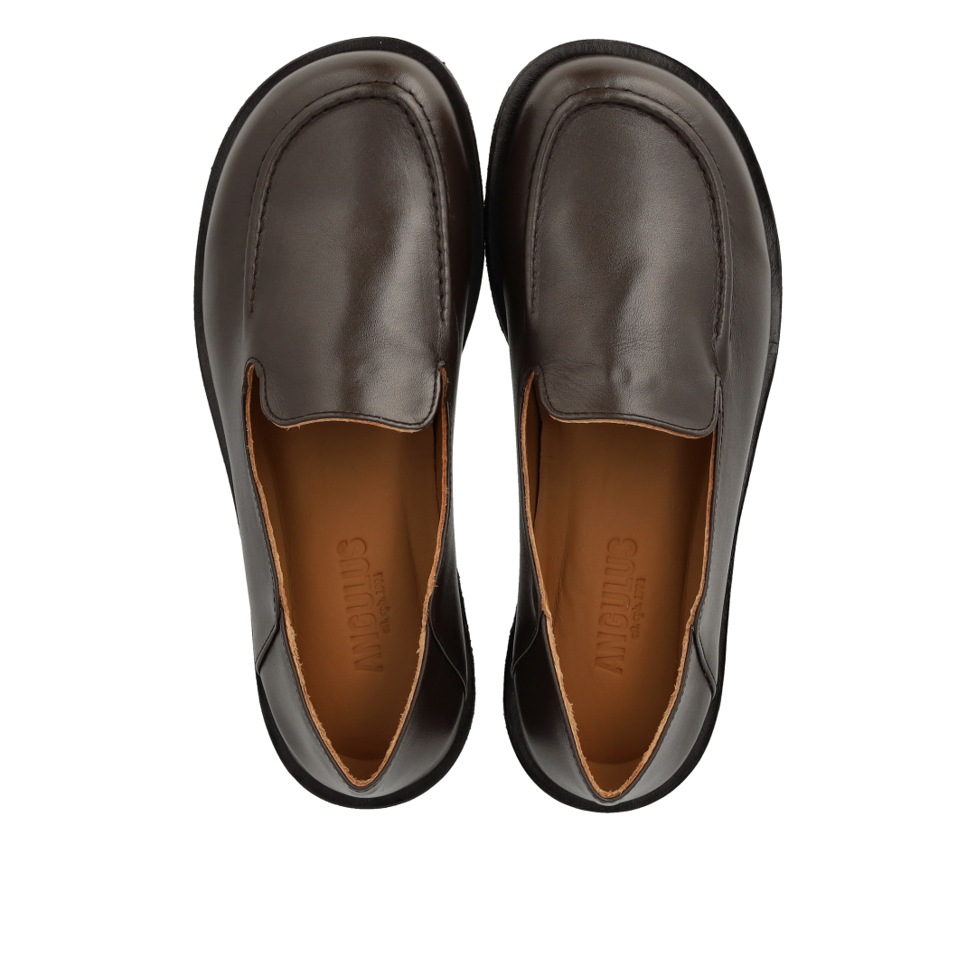 Loafer with wide fit