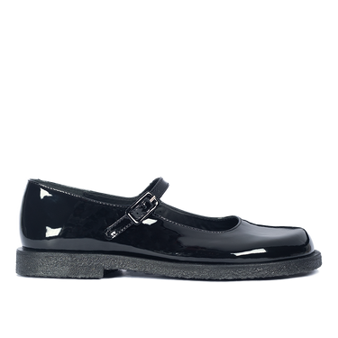 Ballerina with a spacious fit