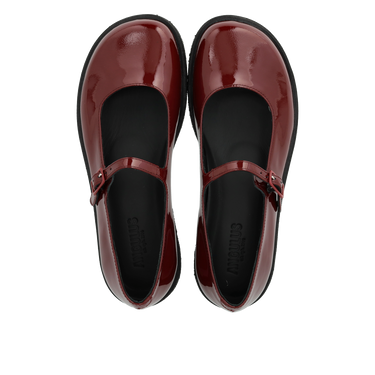 Ballerina with a spacious fit