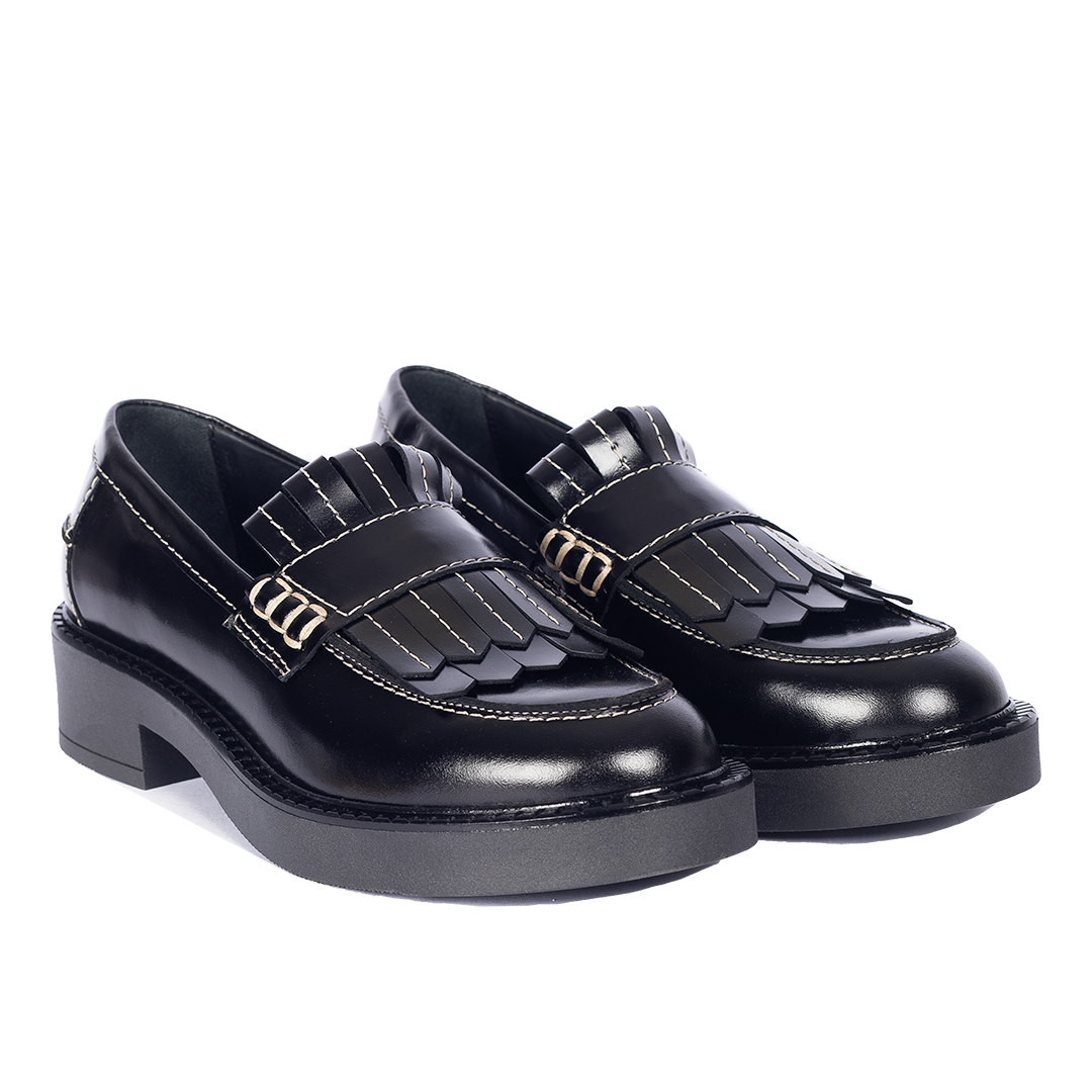 Chunky Penny loafer with fringes