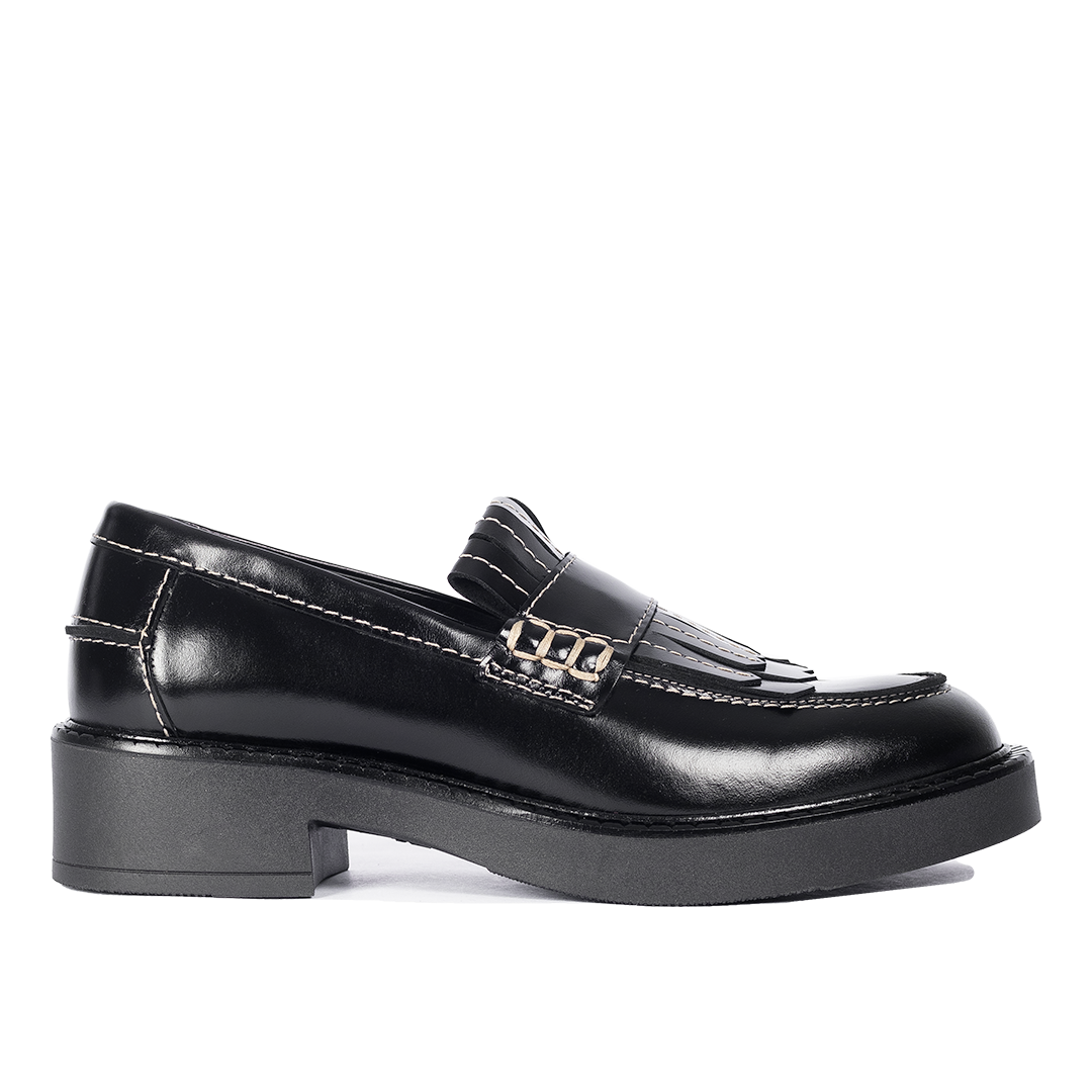 Chunky Penny loafer with fringes