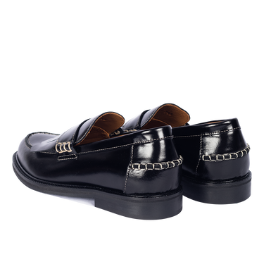 Classic Penny loafer with fringe