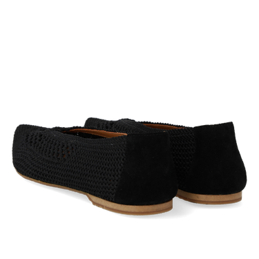 Woven ballerina with pointy nose