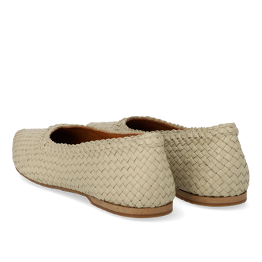 Hand-braided ballerina with a pointed toe