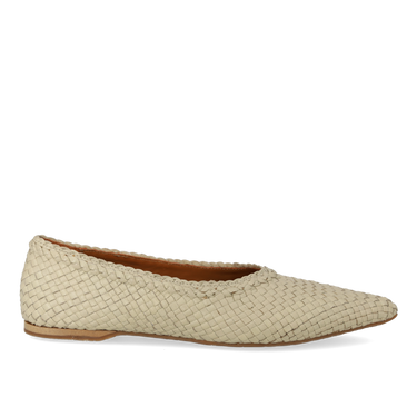 Hand-braided ballerina with a pointed toe