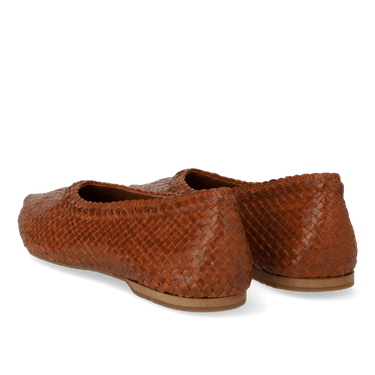 Hand-braided ballerina with a pointed toe