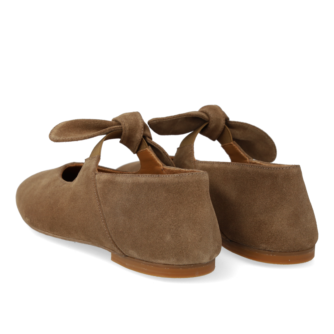 ballerina with elastic decorative bow detail