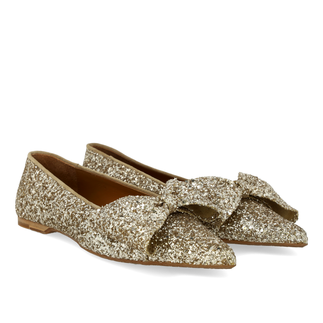 Bow ballerina in sparkling glitter
