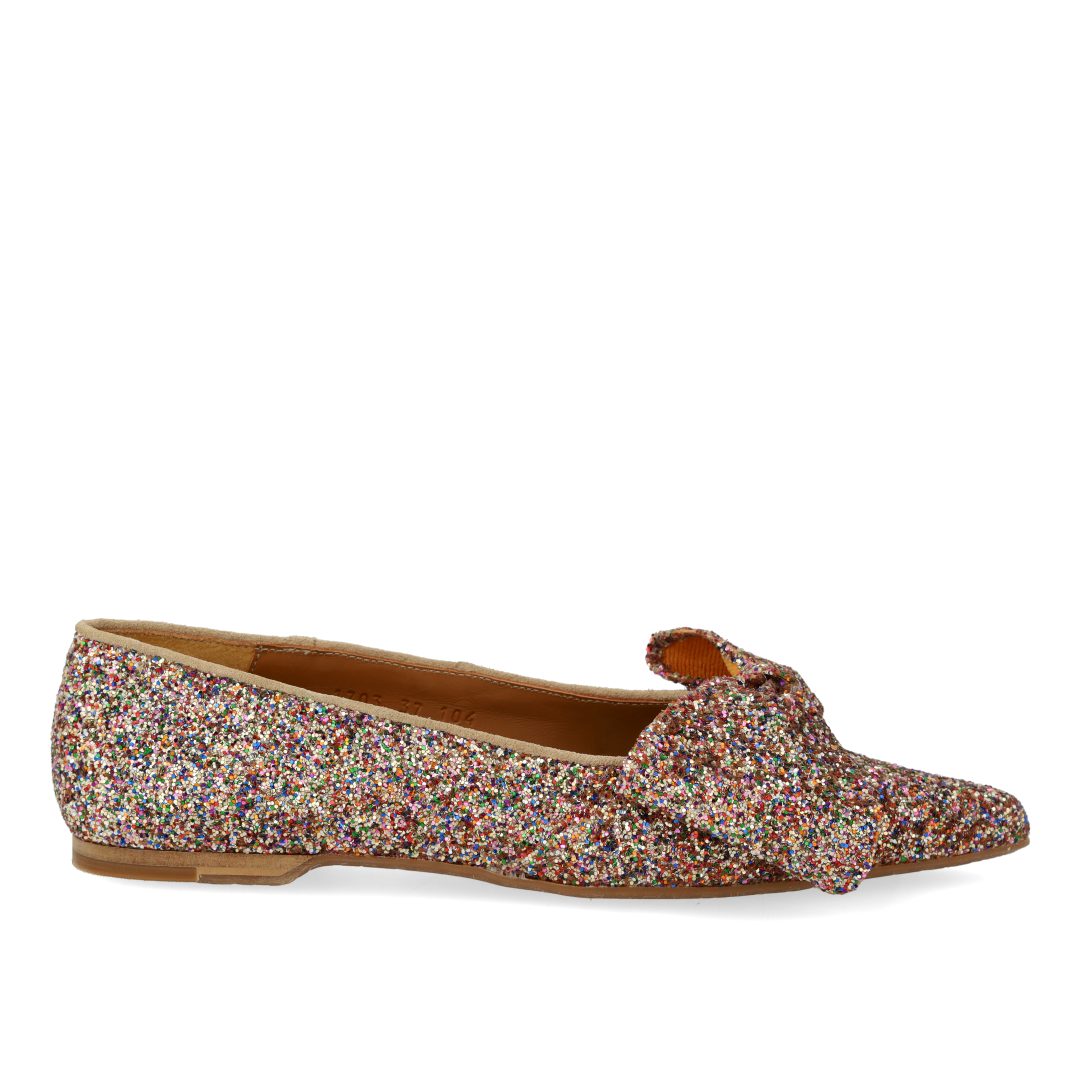 Bow ballerina in sparkling glitter