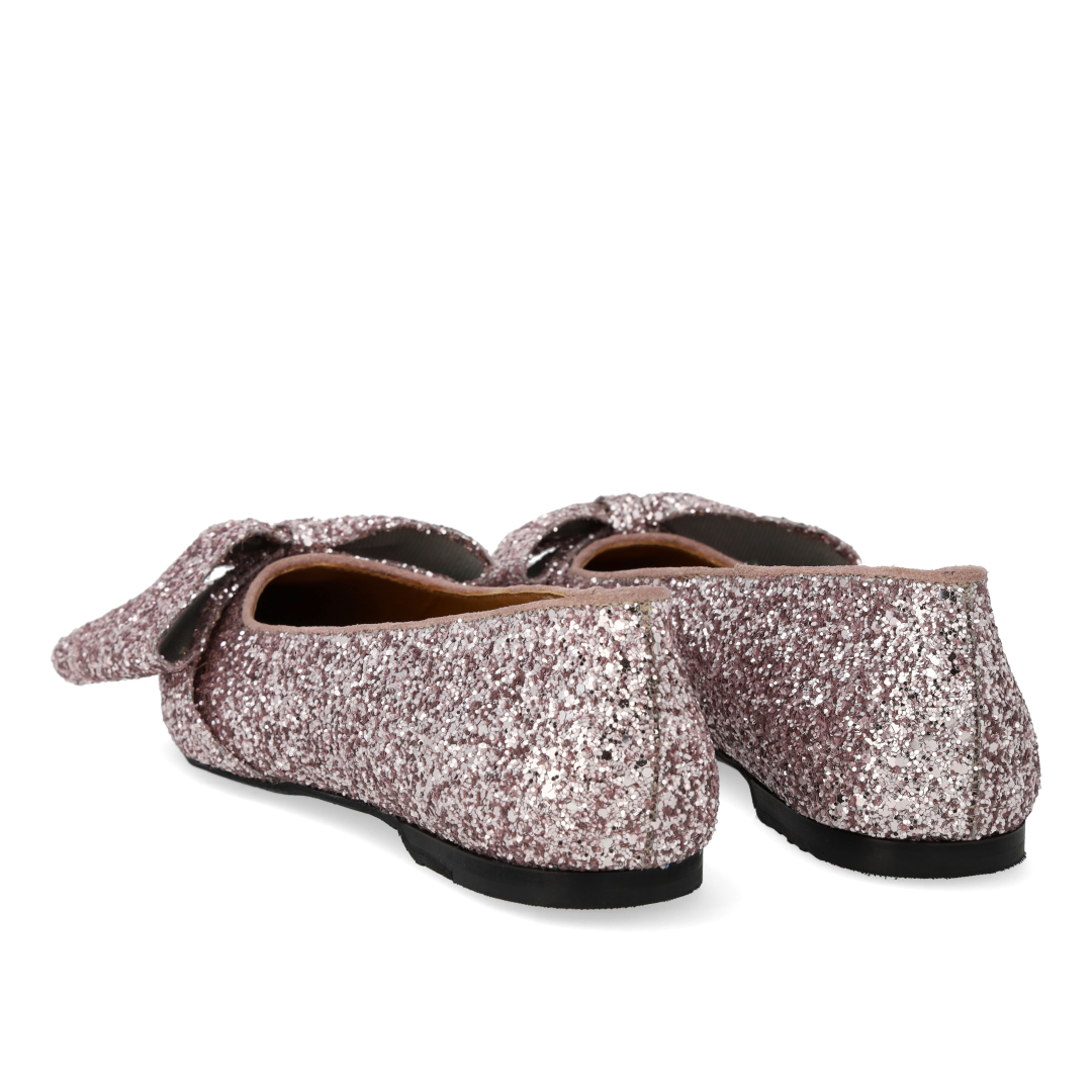 Bow ballerina in sparkling glitter