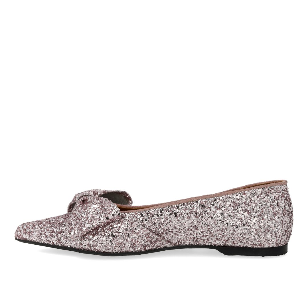 Bow ballerina in sparkling glitter