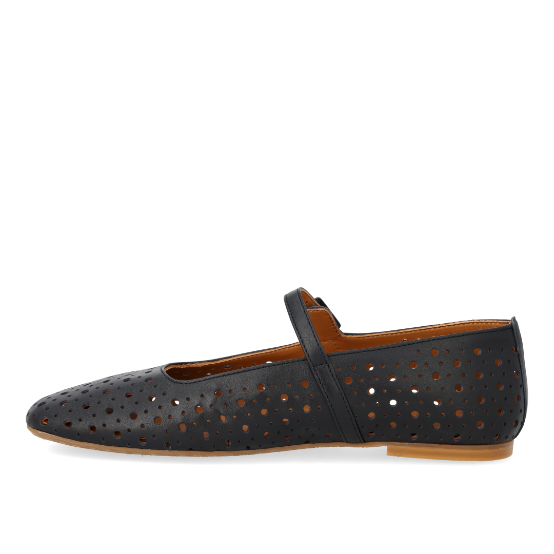 Soft ballerina with decorative perforated pattern