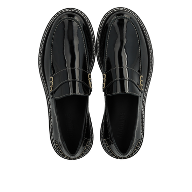 Penny loafer with contrast stitching