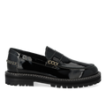 Penny loafer with contrast stitching