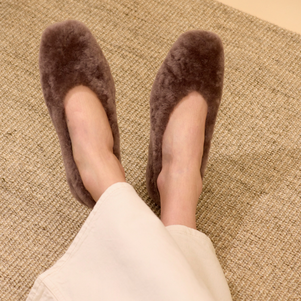 Ballerina in soft lambswool coat