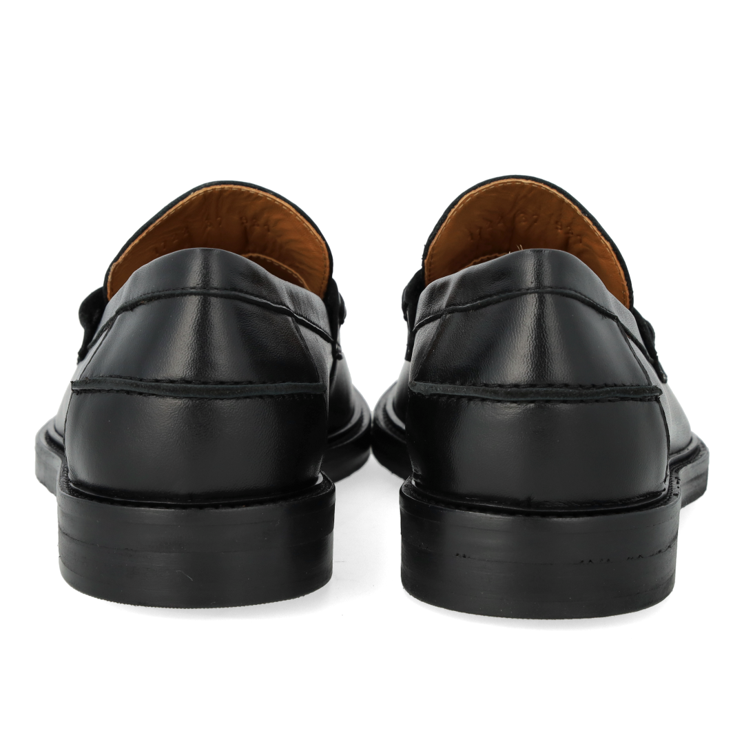 Penny loafer with hand-braided detail