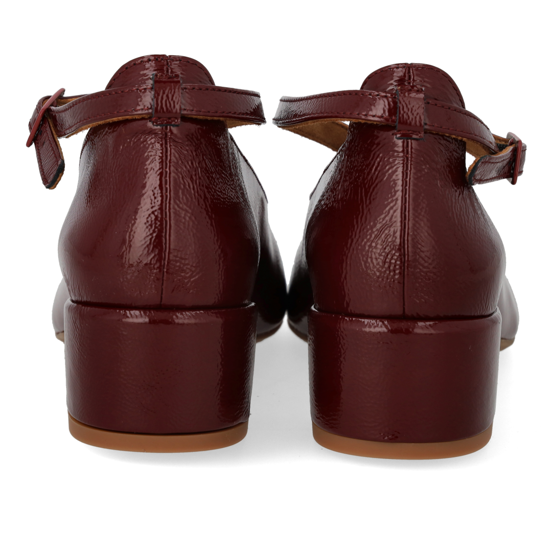 High-heeled Mary Jane ballerina with cross detail