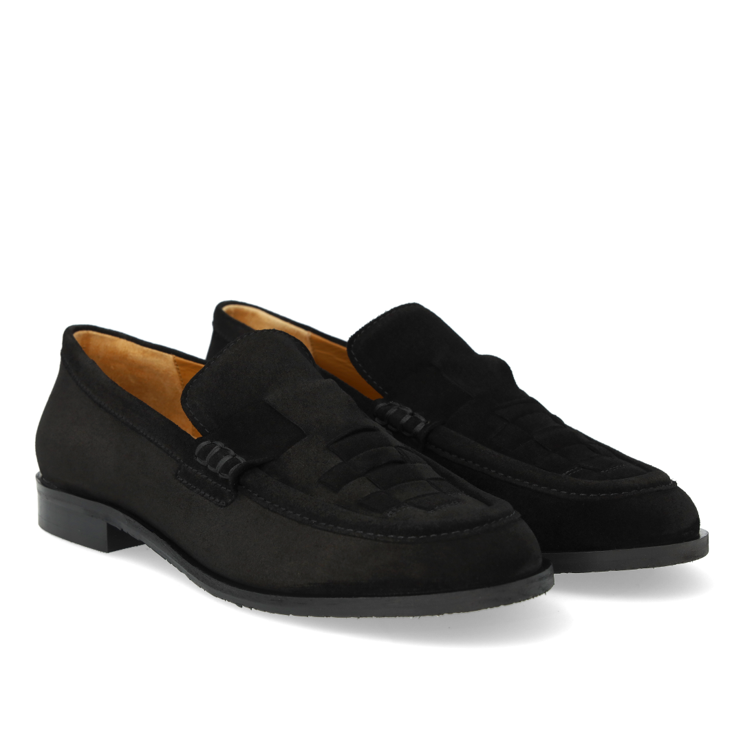 Loafer with braided detail