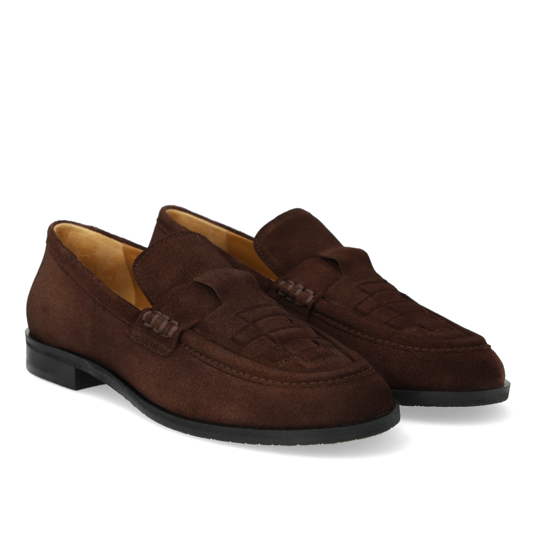 Loafer with braided detail