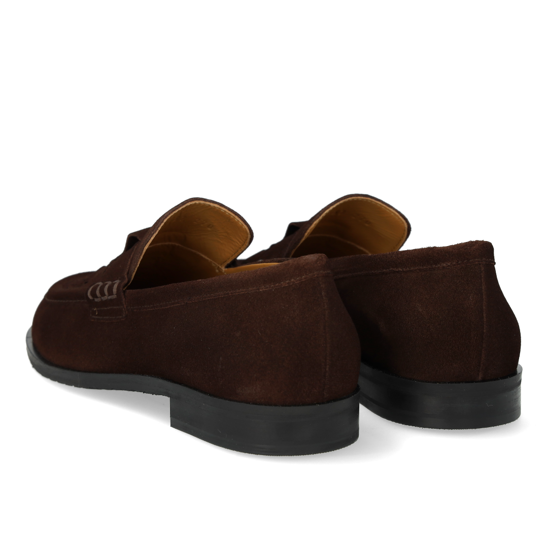 Loafer with braided detail