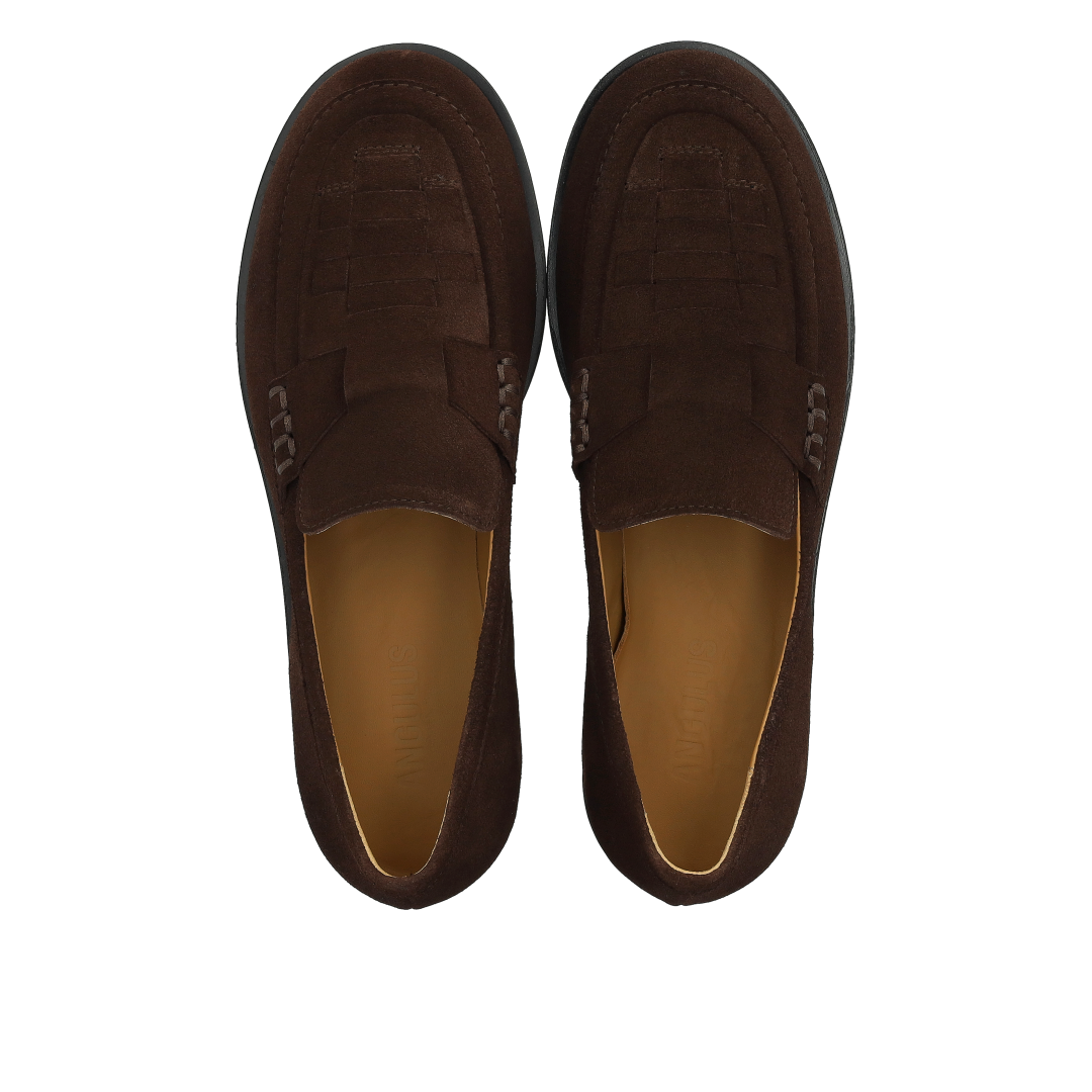 Loafer with braided detail