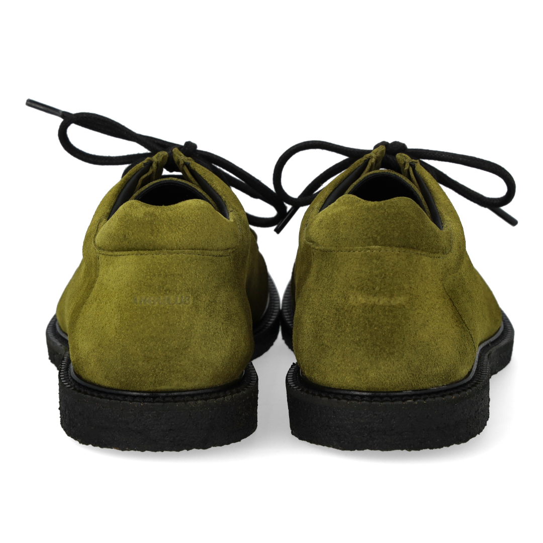 Lace-up shoes