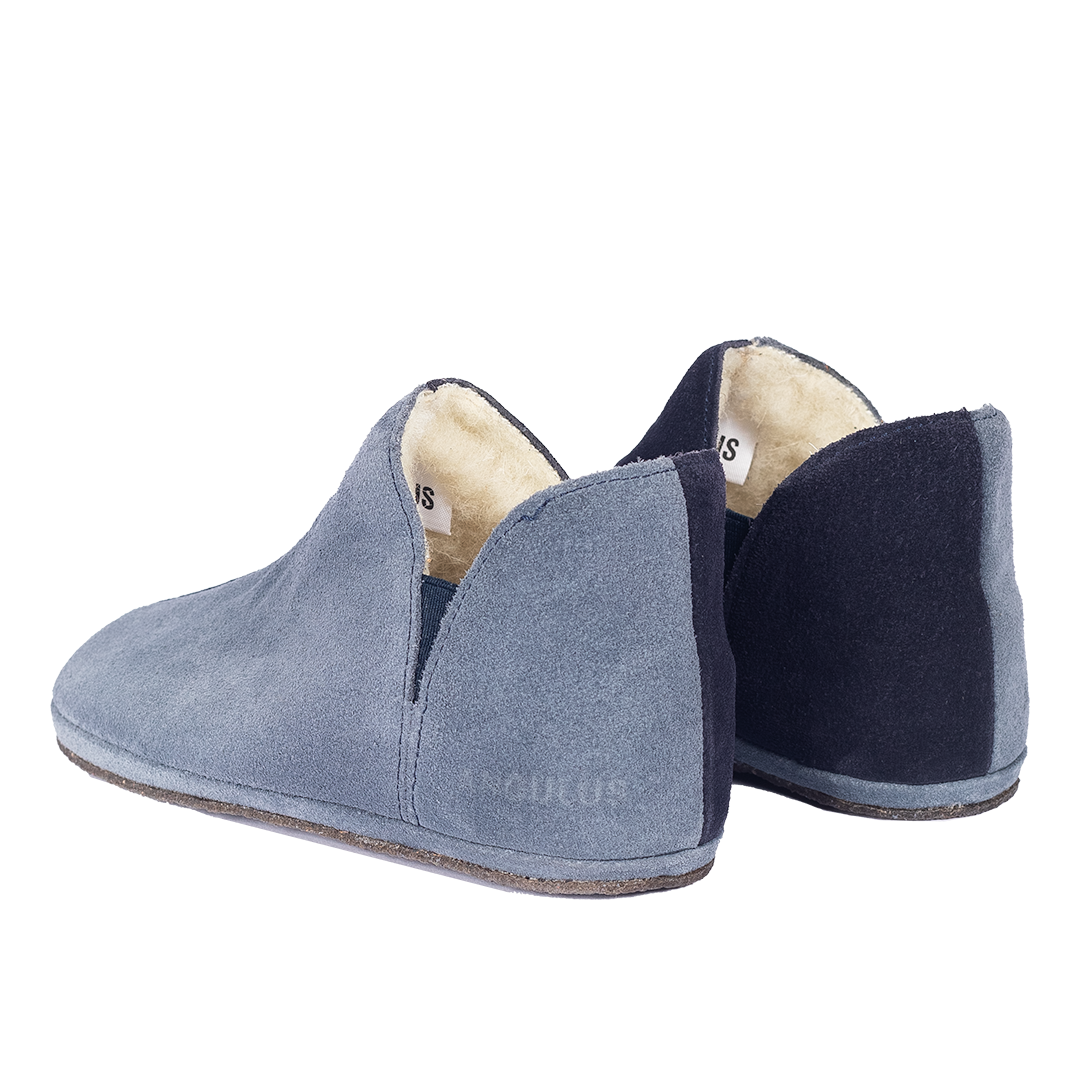 Two-tone slippers with soft lambswool lining