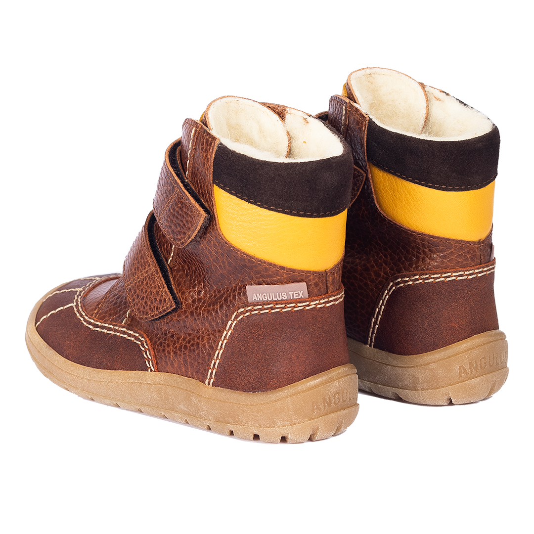 TEX boot with decorative contrast stitching