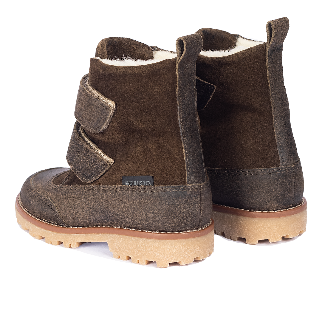 TEX-boot with wool lining and durable detail