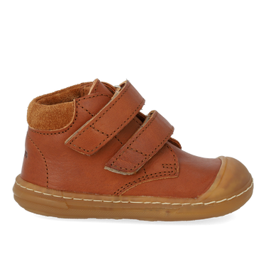 The first shoe with toe protection