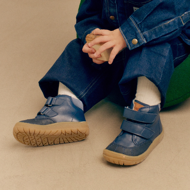 Starter TEX-boot with contrast stitching