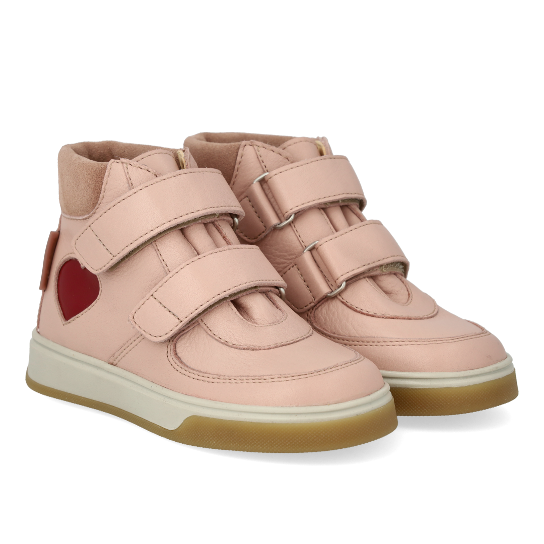 High-top TEX-sneaker with patent-leather heart