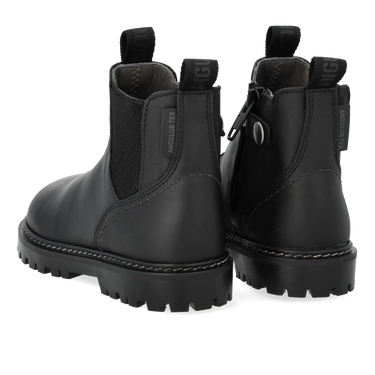 TEX boot in oiled leather for extra durability