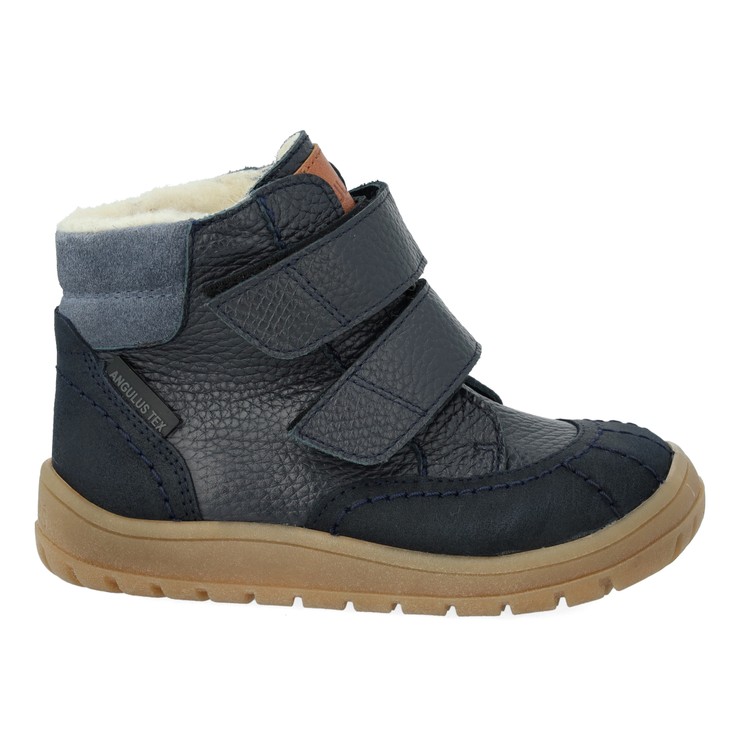 Velcro TEXboot with extra wear-resistant details