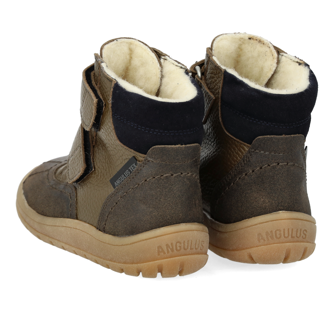 Velcro TEX boot with extra-durable details