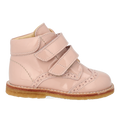 Toddler shoes with Velcro closure