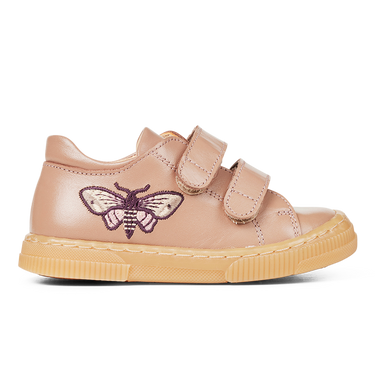 Classic sneaker with butterfly embroidery