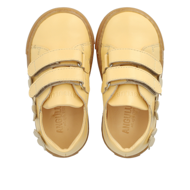 Starter Sneaker with floral applications