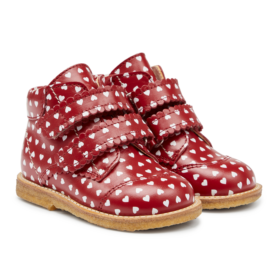 Angulus Starter shoe with heart print and velcro closure