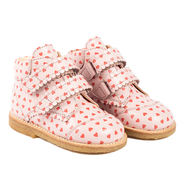 Starter shoe with heart print and velcro closure