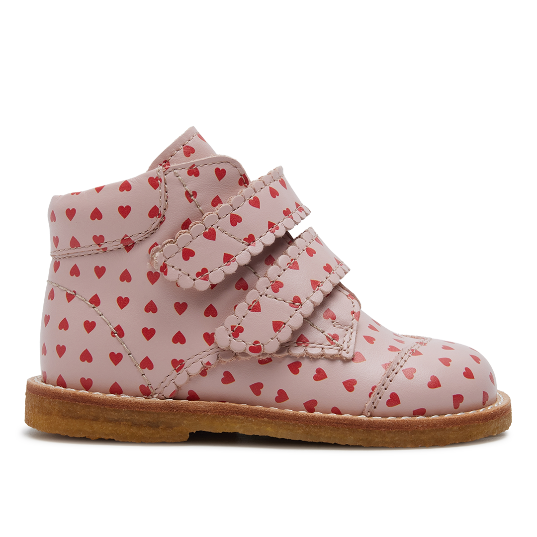 Toddler shoes with heart print and velcro closure
