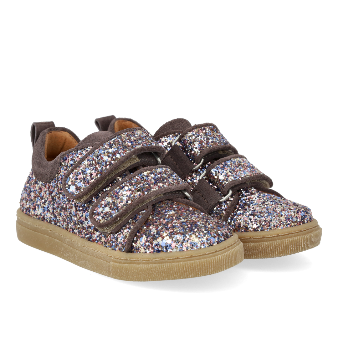 Sparkling glitter sneaker with suede trim