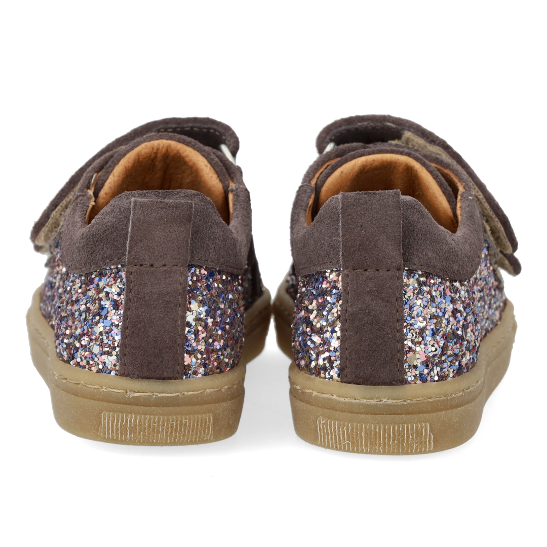 Sparkling glitter sneaker with suede trim