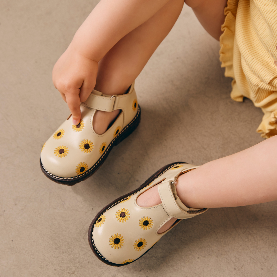 Classic toddler tulle shoes with sunflower embroidery
