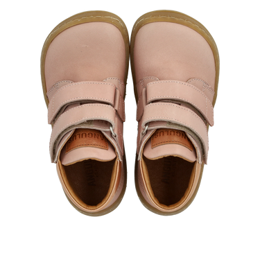 Beginner mid-cut sneaker