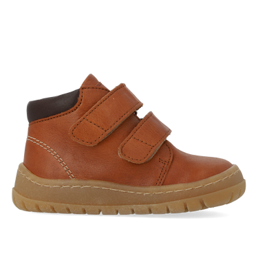 Beginner mid-cut sneaker