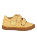 Toddler sneaker with sparkling glitter heart