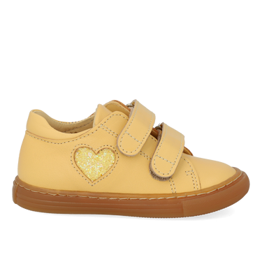Starter sneaker with a sparkling glitter heart