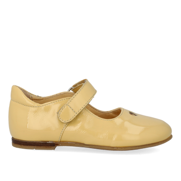 Ballerina with cut-out heart motif