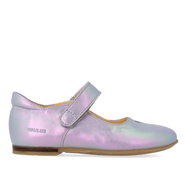 Ballerina with cut-out heart motif